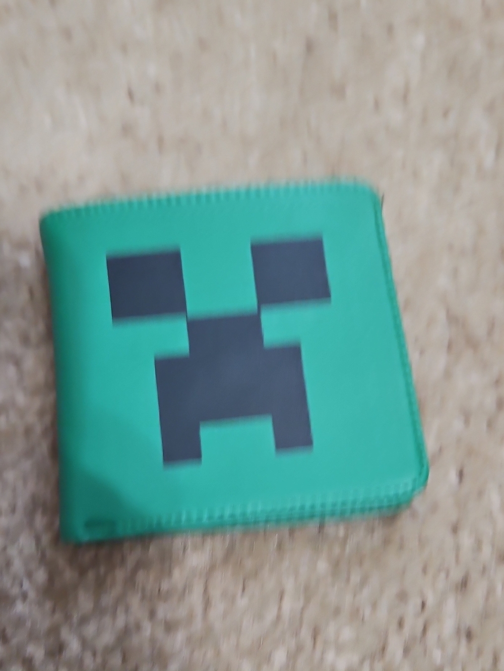 Kids Green Creeper Face Wallet - Fun Gaming Design